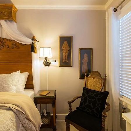 Knob Hill Bed And Breakfast Flint Ngoại thất bức ảnh